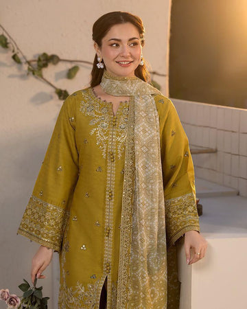 Sapphire 3PC Embroidered Lawn Suit