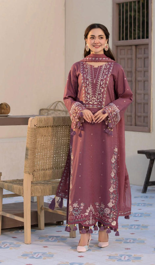 Sapphire 3PC Embroidered Lawn Suit